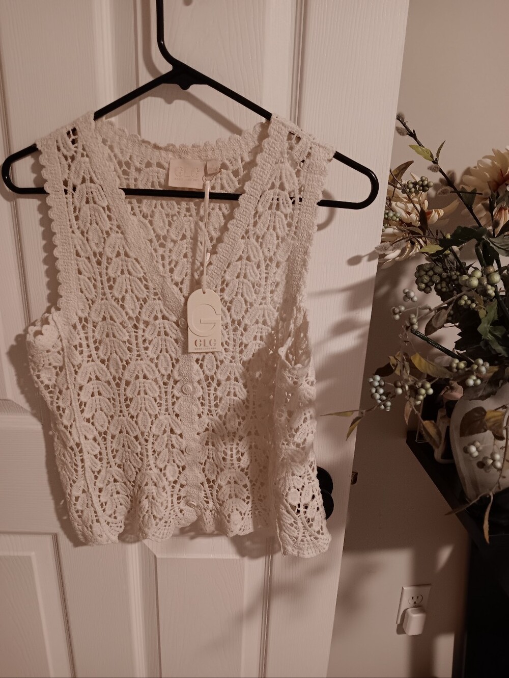GLG (Good Luck Gem (Crochet Lace Top - Cream S NWT
